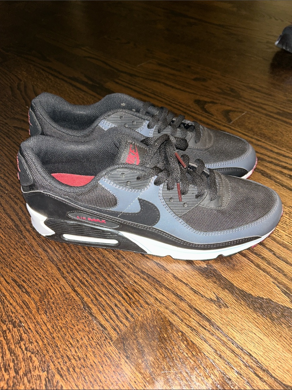 Nike Air Max 90 'Anthracite Team Red